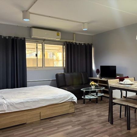 Popular Condo เมืองทองธานี Pak Kret Esterno foto