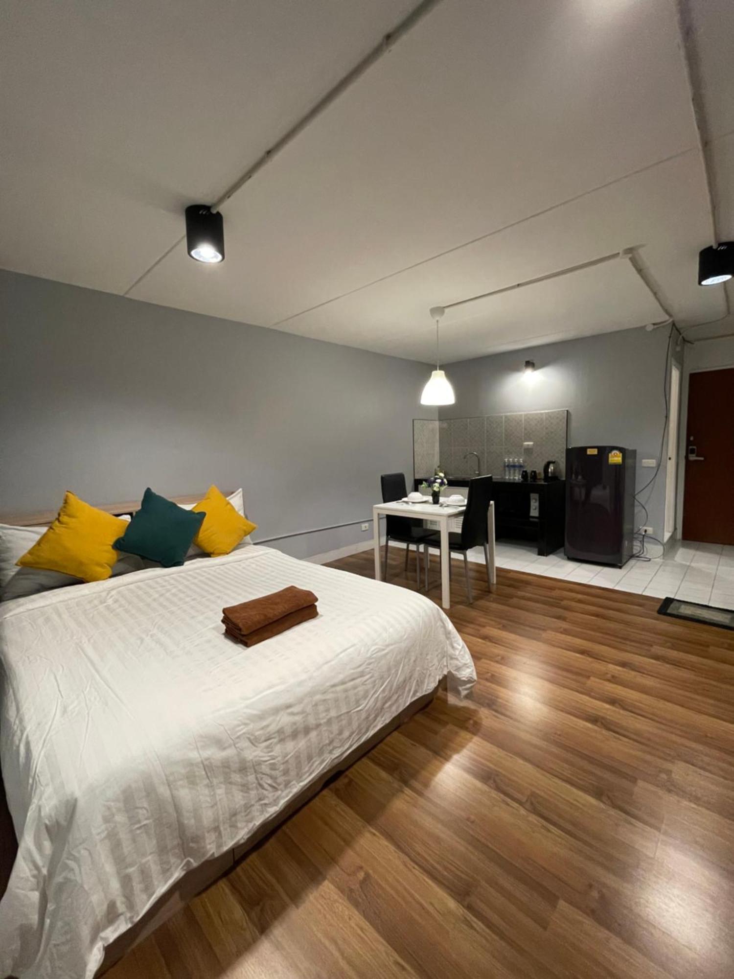 Popular Condo เมืองทองธานี Pak Kret Esterno foto